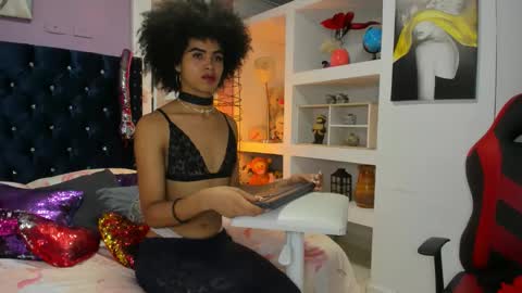 ZAIRA online show from January 13, 2026, 1:55 am