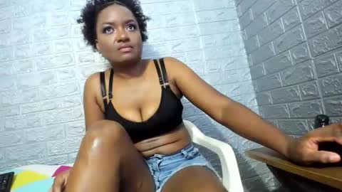 Zamara   online show from November 13, 2025, 2:10 am