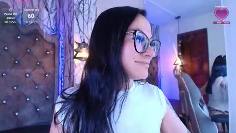   online show from December 14, 2025, 5:51 pm