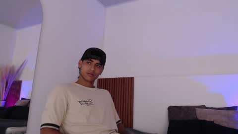 Zander online show from January 28, 2025, 2:53 pm