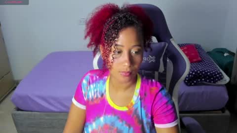 Zandra online show from April 24, 2026, 2:36 am