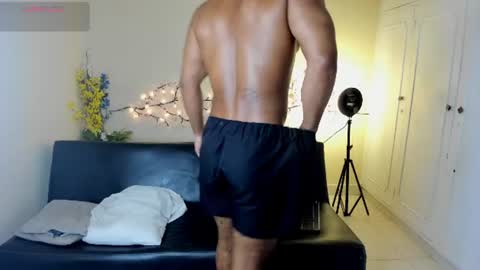 Snapshot of zane_lux chatting on June 26, 2026, 12:09 pm Zane Lux online show from June 26, 2026, 12:09 pm