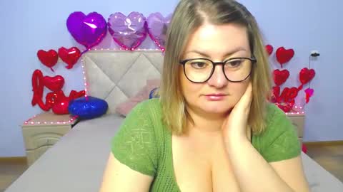 Snapshot of zannadreil chatting on February 24, 2025, 7:09 pm zannadreil online show from February 24, 2025, 7:09 pm