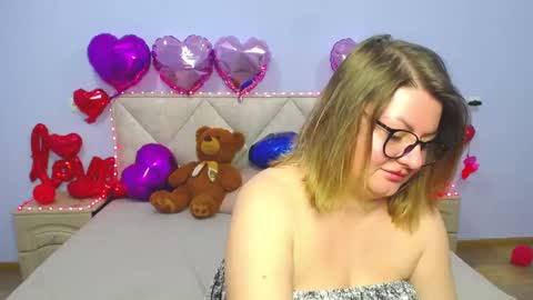 Snapshot of zannadreil chatting on February 28, 2025, 1:26 am zannadreil online show from February 28, 2025, 1:26 am