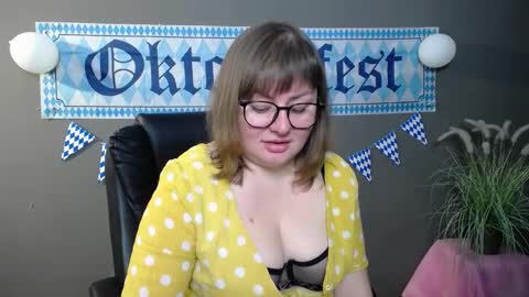 Snapshot of zannadreil chatting on October 11, 2025, 6:28 pm zannadreil online show from October 11, 2025, 6:28 pm