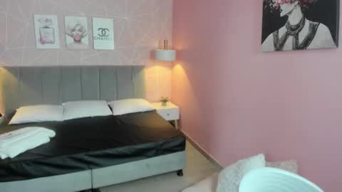 Zara Sweet  online show from March 17, 2026, 1:47 pm