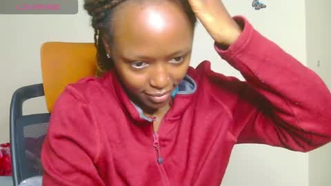 Snapshot of zara_lae chatting on June 13, 2026, 8:12 am nicky online show from June 13, 2026, 8:12 am