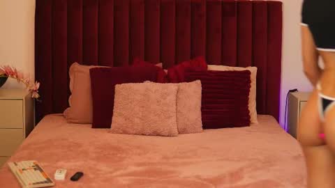 Zara online show from March 4, 2026, 6:36 pm