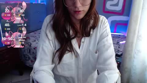Zara online show from October 13, 2025, 3:23 pm