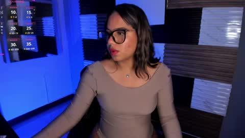 zarablazze_ online show from May 28, 2026, 7:11 pm