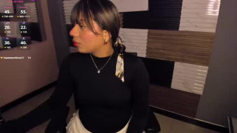 zarablazze_ online show from June 4, 2026, 7:20 pm