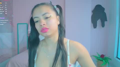 Snapshot of zarah_torres chatting on February 17, 2025, 6:15 pm Zarah  online show from February 17, 2025, 6:15 pm