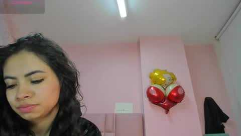 Snapshot of zarah_torres chatting on October 8, 2025, 11:24 pm Zarah  online show from October 8, 2025, 11:24 pm