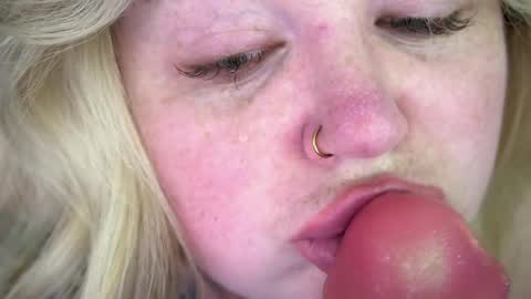 Lola online show from April 6, 2026, 4:46 am