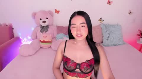 Snapshot of zaratorres_ chatting on May 22, 2026, 10:43 am Zara online show from May 22, 2026, 10:43 am