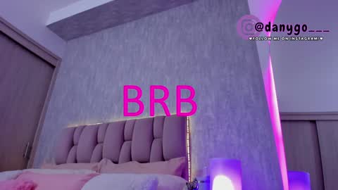 Zariana online show from February 8, 2025, 1:11 am