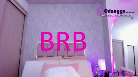 Zariana online show from February 22, 2025, 4:07 am