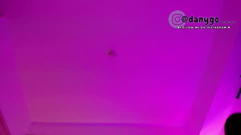 Zariana online show from February 22, 2025, 11:03 pm