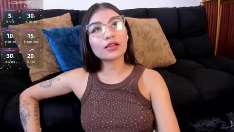  Zayda  online show from October 21, 2025, 6:52 pm