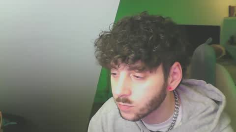 Zed online show from December 21, 2024, 8:10 pm