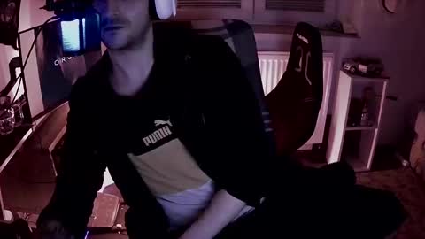 NaughtyOone online show from February 21, 2025, 1:00 am