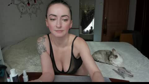 ZefirkaKsu online show from March 31, 2026, 11:43 am