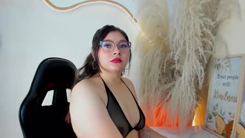 Snapshot of zelenejones chatting on October 20, 2025, 11:21 am Zelene online show from October 20, 2025, 11:21 am