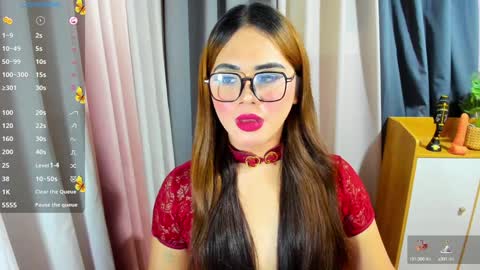 Snapshot of zendaya_amore chatting on December 11, 2024, 8:50 pm Zendaya online show from December 11, 2024, 8:50 pm