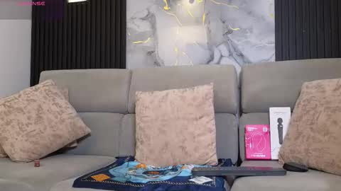 zendaya online show from January 13, 2026, 12:43 pm