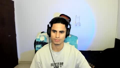 Snapshot of zenhzu chatting on January 13, 2026, 5:13 am zenzhu online show from January 13, 2026, 5:13 am