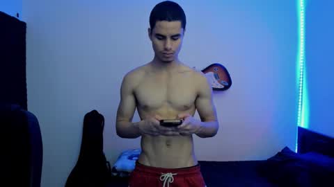 Snapshot of zenhzu chatting on February 7, 2026, 8:12 pm zenzhu online show from February 7, 2026, 8:12 pm