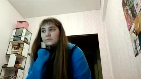 zeniabrossoit online show from May 21, 2026, 12:34 pm