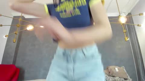 ZEPHYRA ANGELS online show from December 2, 2025, 2:06 am