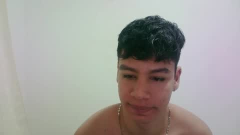 zeus_183 online show from December 5, 2025, 9:18 am