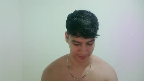 zeus_183 online show from February 1, 2026, 6:23 am