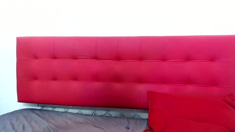 ZHAMIRA  ANDRES online show from February 15, 2025, 10:42 pm