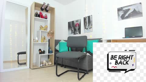 Snapshot of zhara_becherovka chatting on December 12, 2024, 3:27 pm Zhara online show from December 12, 2024, 3:27 pm