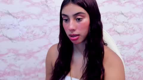 Snapshot of zharyt_18 chatting on October 10, 2025, 11:26 pm Sharit Robins online show from October 10, 2025, 11:26 pm