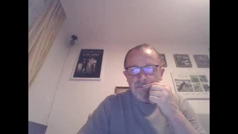 Zippi online show from October 2, 2025, 7:21 pm