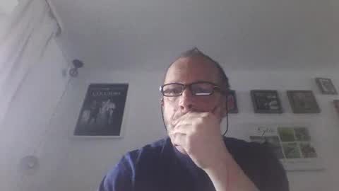 Snapshot of zippi55 chatting on May 10, 2026, 5:01 am Zippi online show from May 10, 2026, 5:01 am