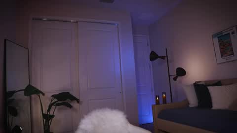 Zara  Join next live  at 5PM EST  online show from November 11, 2025, 11:49 pm