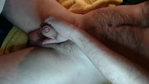 Tom online show from September 10, 2025, 2:39 pm