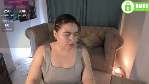 Snapshot of zoe_37 chatting on February 21, 2026, 2:45 am zoe_37 online show from February 21, 2026, 2:45 am