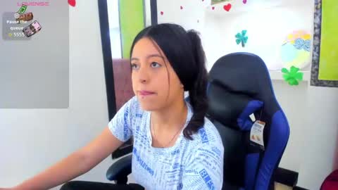 Snapshot of zoe_connor19 chatting on April 23, 2026, 8:22 pm Z O E online show from April 23, 2026, 8:22 pm