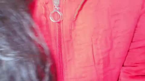 Zoe online show from February 18, 2026, 2:13 pm