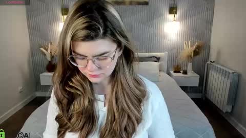 Zoe online show from February 17, 2026, 1:46 am