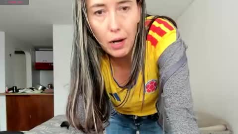 Snapshot of zoe_jeane_beker chatting on July 8, 2026, 8:13 pm ZOE online show from July 8, 2026, 8:13 pm