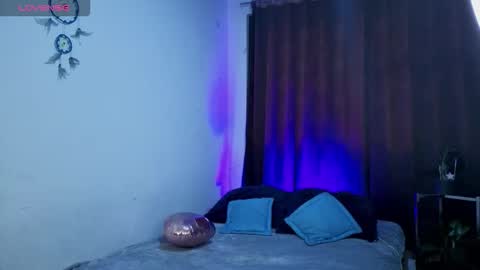 ZOE online show from February 26, 2026, 3:05 am