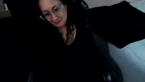 Zoe Koller online show from July 15, 2026, 1:33 am