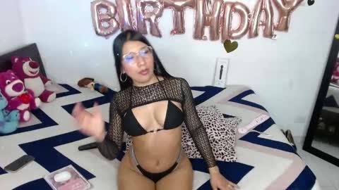 zoe  online show from April 12, 2026, 10:42 am